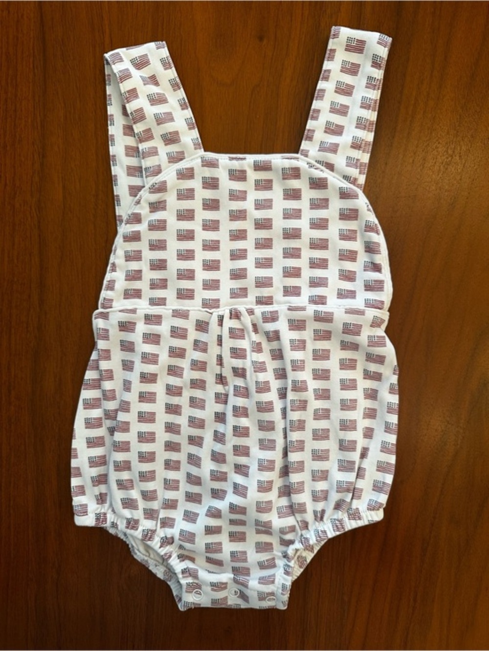 lila and hayes american flag baby romper bubble size 6-9 months